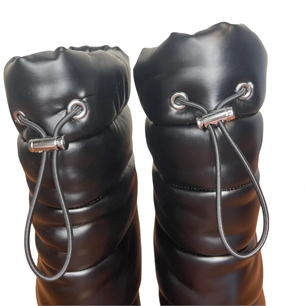 Steve Madden Black Quilted Stiletto Heel Bootie - Picture 5 of 5